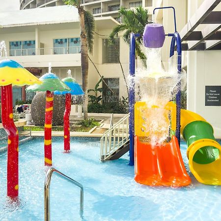 Lotte Hotel Guam Тумон Екстериор снимка