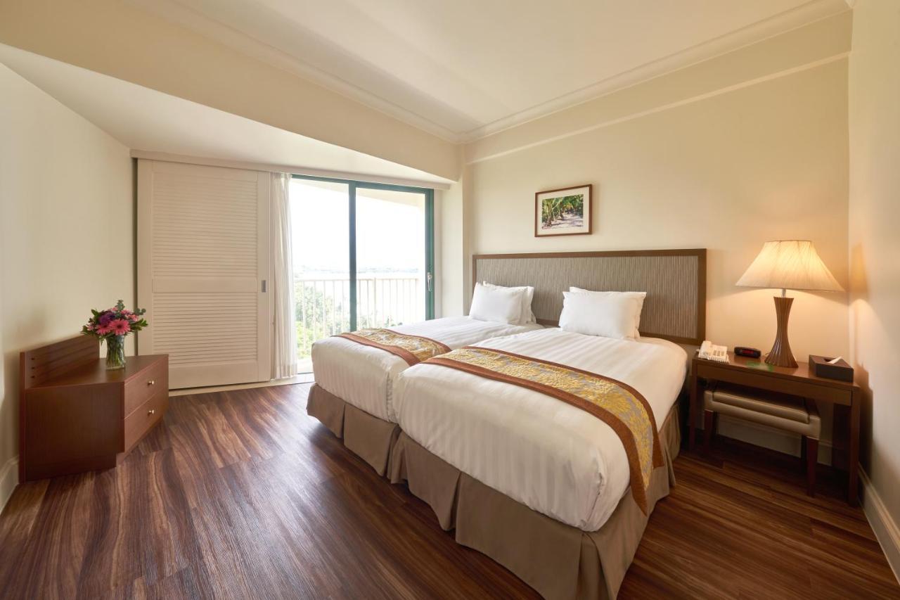 Lotte Hotel Guam Тумон Екстериор снимка