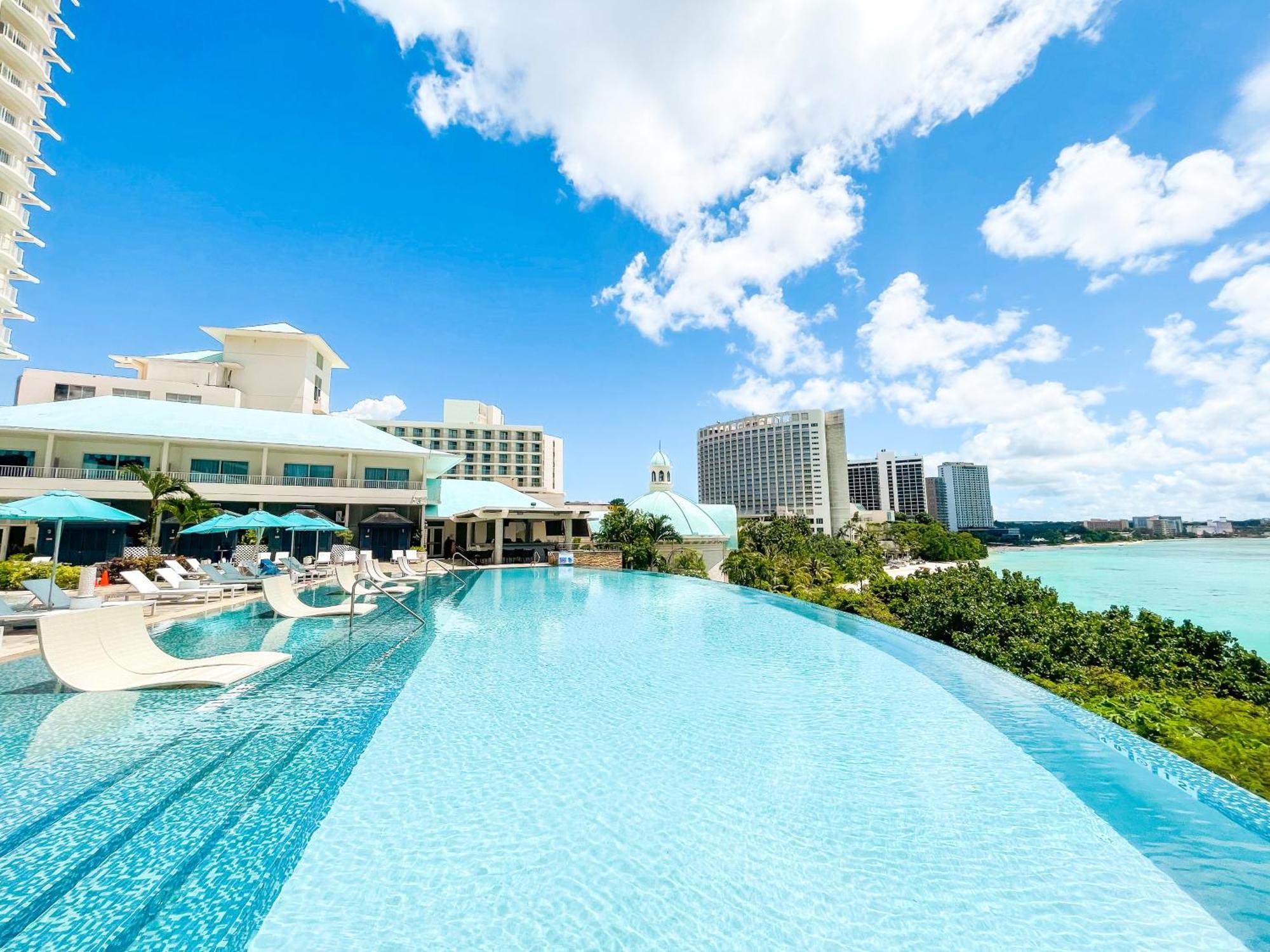 Lotte Hotel Guam Тумон Екстериор снимка