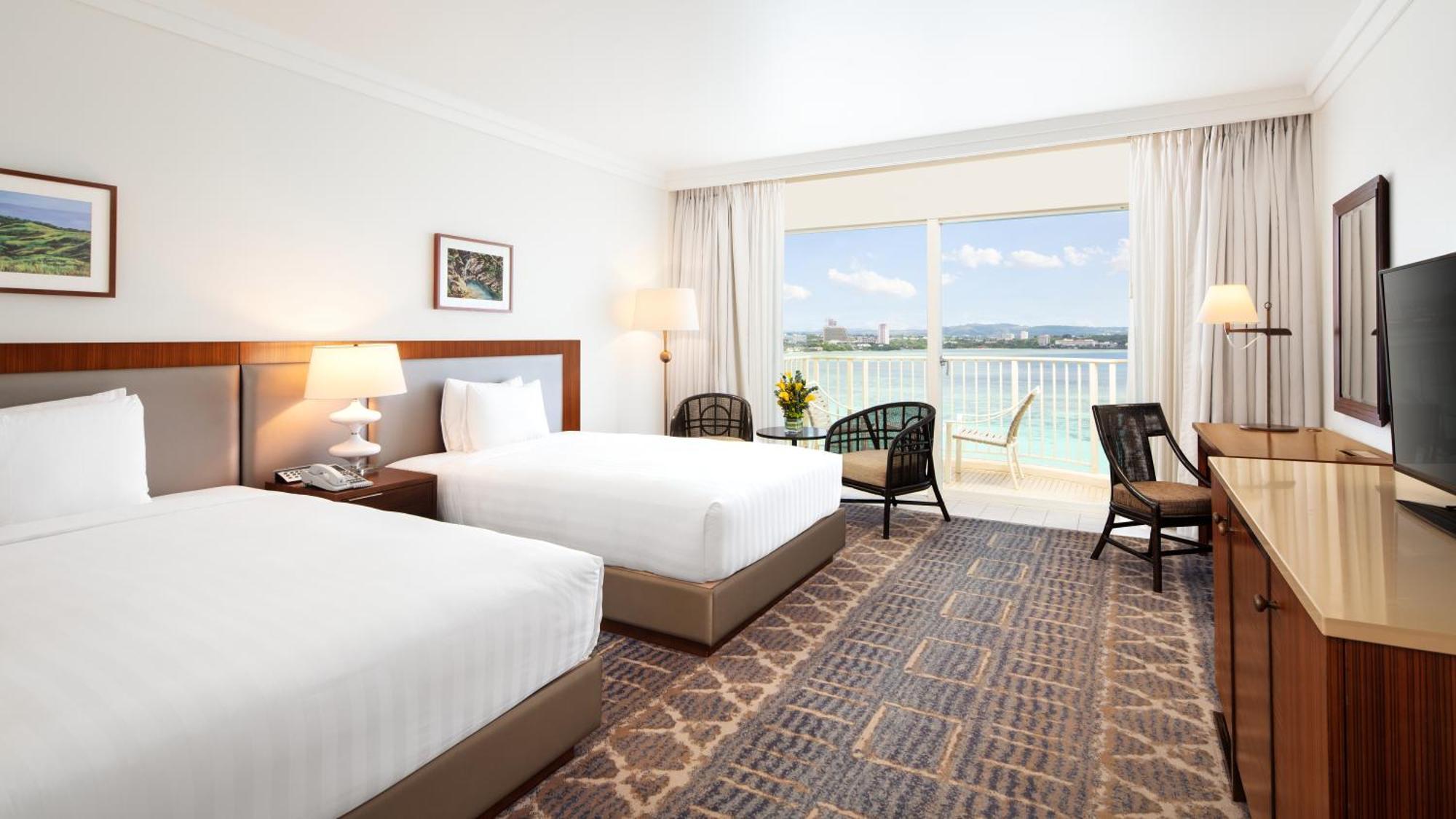 Lotte Hotel Guam Тумон Екстериор снимка